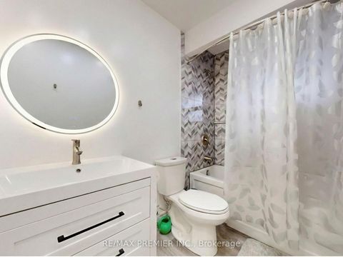 Photo 15 at 30 Moncrieff Drive, Kipling, Toronto