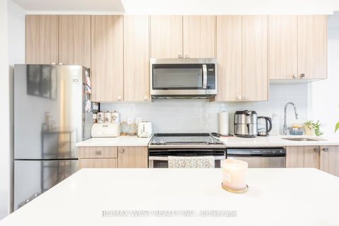 Photo 5 at 901 - 3655 Kingston Road, Scarborough Village, Toronto