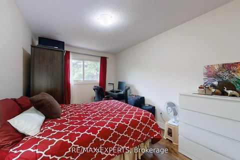 Photo 16 at 44 - 30 Dundalk Drive, Dorset Park, Toronto