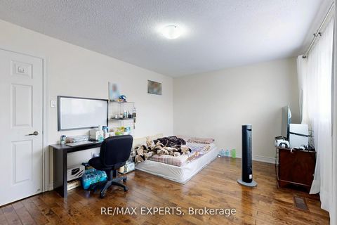 Photo 17 at 44 - 30 Dundalk Drive, Dorset Park, Toronto