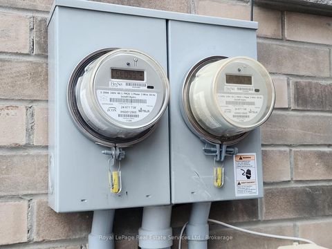 Photo 2 at 74 Alaskan Heights, Rural Barrie Southwest, Barrie