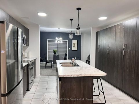 Photo 11 at 74 Alaskan Heights, Rural Barrie Southwest, Barrie