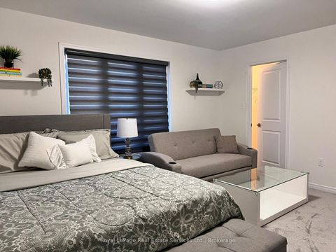 Photo 13 at 74 Alaskan Heights, Rural Barrie Southwest, Barrie