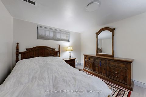 Photo 33 at 46 Glenshephard Drive, Kennedy Park, Toronto