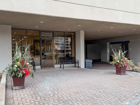 Photo 3 at 1007 - 2350 Bridletowne Circle, L'Amoreaux, Toronto