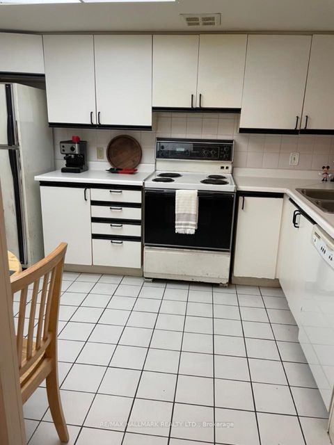 Photo 7 at 209 - 1101 Steeles Avenue W, Branson, Toronto