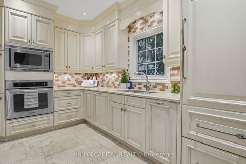 Photo 13 at 110 Regent Street, Mill Pond, Richmond Hill