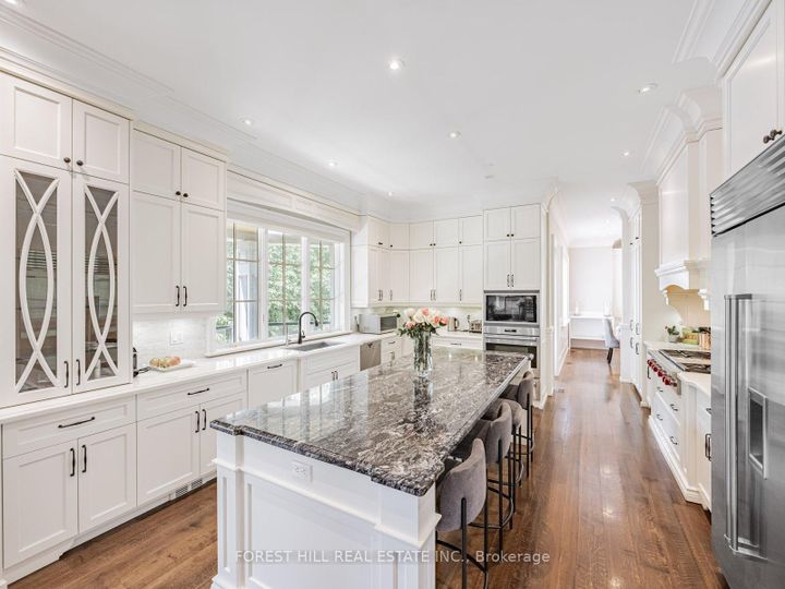 Photo 9 at 302 Pinehurst Drive W, FD Ford, Oakville