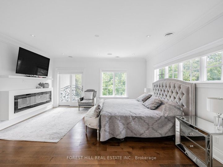 Photo 18 at 302 Pinehurst Drive W, FD Ford, Oakville