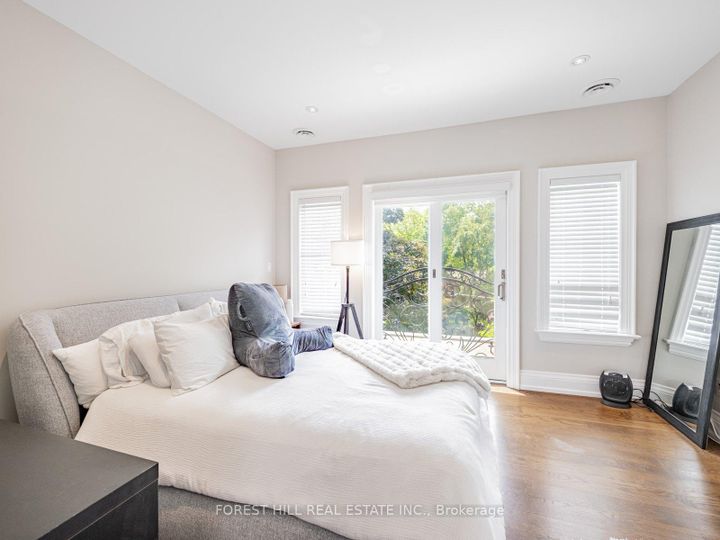 Photo 24 at 302 Pinehurst Drive W, FD Ford, Oakville