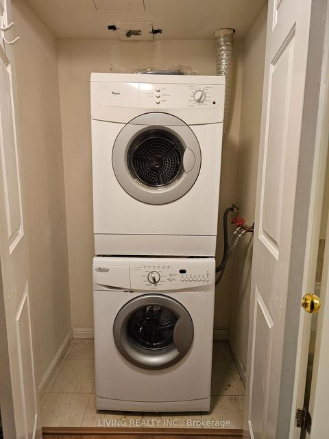 Photo 11 at 801 - 7 Carlton Street, Yonge Corridor, Toronto