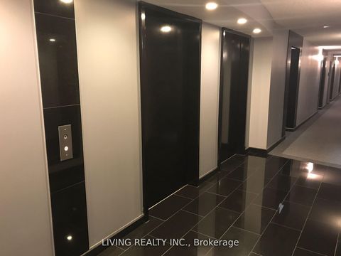 Photo 14 at 801 - 7 Carlton Street, Yonge Corridor, Toronto