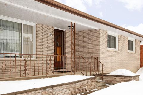 Photo 1 at 19 Steel Street, Codrington, Barrie