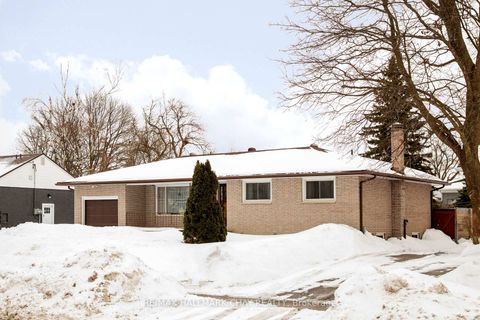 Photo 10 at 19 Steel Street, Codrington, Barrie