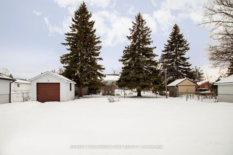 Photo 12 at 19 Steel Street, Codrington, Barrie