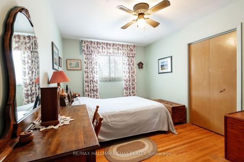 Photo 21 at 19 Steel Street, Codrington, Barrie