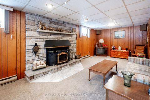 Photo 29 at 19 Steel Street, Codrington, Barrie