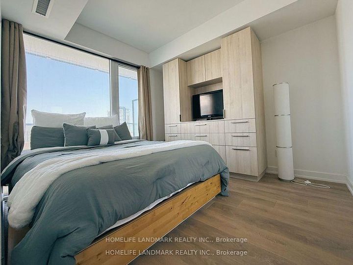 Photo 11 at 2208 - 501 Yonge Street, Yonge Corridor, Toronto