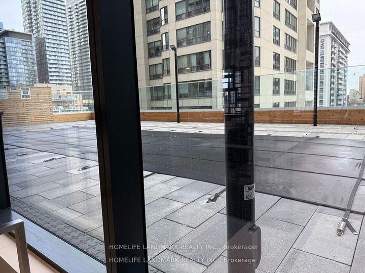 Photo 18 at 2208 - 501 Yonge Street, Yonge Corridor, Toronto