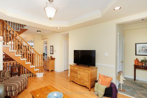 Photo 11 at 983 Lake Drive E, Sutton & Jackson's Point, Georgina