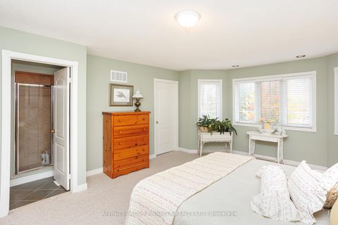 Photo 27 at 983 Lake Drive E, Sutton & Jackson's Point, Georgina