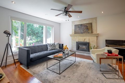 Photo 4 at 80 Centre Street, Schomberg, King