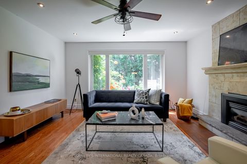 Photo 5 at 80 Centre Street, Schomberg, King