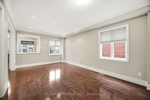 Photo 3 at 56 Stark Crescent, Vellore Village, Vaughan