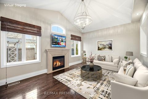 Photo 11 at 56 Stark Crescent, Vellore Village, Vaughan