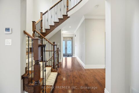 Photo 15 at 56 Stark Crescent, Vellore Village, Vaughan