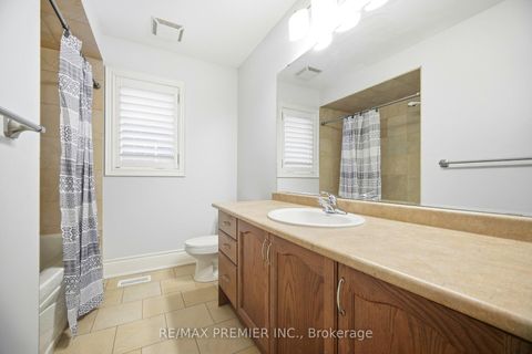 Photo 22 at 56 Stark Crescent, Vellore Village, Vaughan