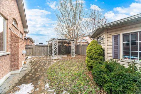 Photo 26 at 56 Stark Crescent, Vellore Village, Vaughan