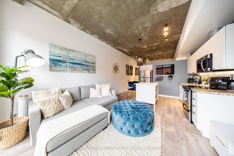 Photo 2 at 447 - 33 Mill Street, Waterfront Communities C8, Toronto