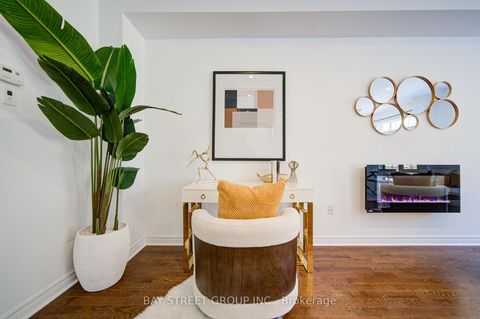 Photo 3 at 53 Ducharme Drive, Rural Richmond Hill, Richmond Hill