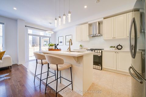 Photo 4 at 53 Ducharme Drive, Rural Richmond Hill, Richmond Hill