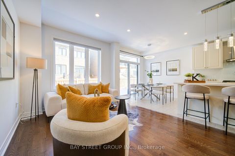 Photo 12 at 53 Ducharme Drive, Rural Richmond Hill, Richmond Hill