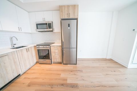 Photo 8 at 501 - 1195 The Queensway Way, City Centre West, Toronto