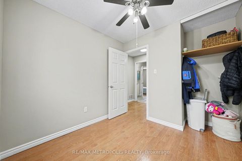 Photo 20 at 19 Robin Court, Cundles East, Barrie