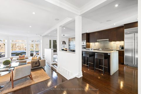 Photo 7 at 215 Lonsmount Drive, Forest Hill South, Toronto