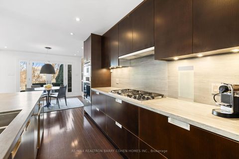 Photo 10 at 215 Lonsmount Drive, Forest Hill South, Toronto