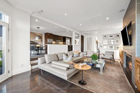 Photo 16 at 215 Lonsmount Drive, Forest Hill South, Toronto