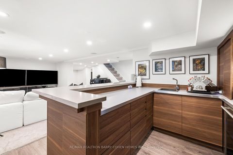 Photo 30 at 215 Lonsmount Drive, Forest Hill South, Toronto