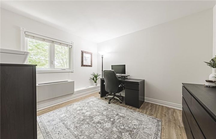 Photo 24 at 30 - 3050 Pinemeadow Drive, Headon, Burlington