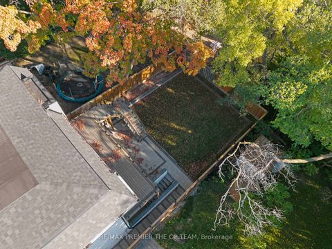 Photo 4 at 487 Coldstream Avenue, Nortown, Toronto