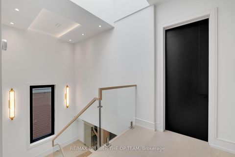 Photo 17 at 487 Coldstream Avenue, Nortown, Toronto