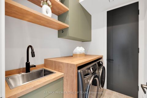 Photo 23 at 487 Coldstream Avenue, Nortown, Toronto