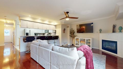 Photo 6 at 143 - 1995 Royal Road, Village East, Pickering