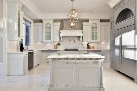 Photo 13 at 56 Sanderson Crescent, North Richvale, Richmond Hill