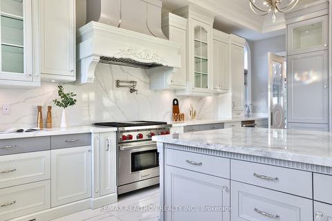 Photo 15 at 56 Sanderson Crescent, North Richvale, Richmond Hill