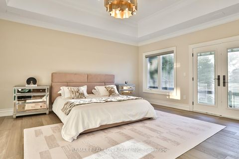 Photo 25 at 56 Sanderson Crescent, North Richvale, Richmond Hill